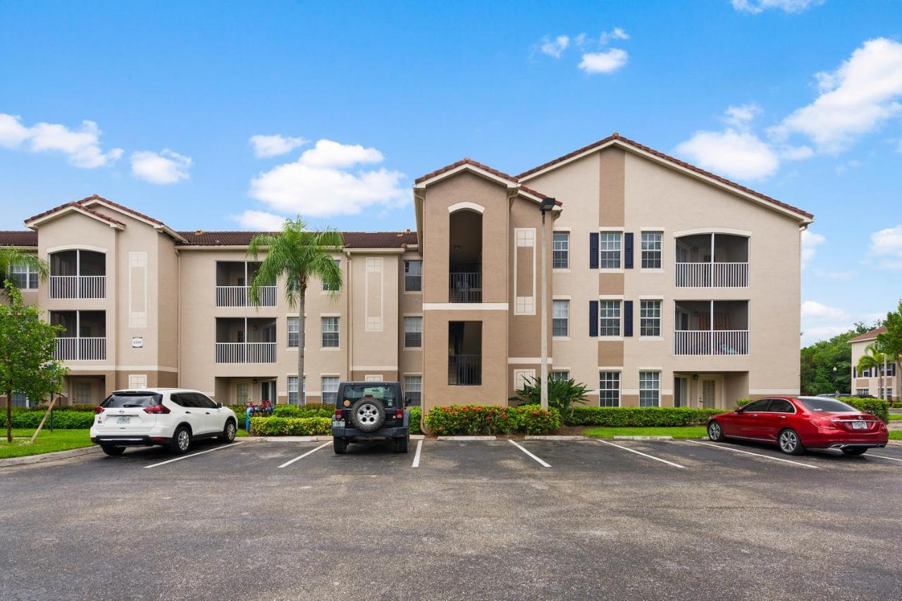 Hotel Kasa Wellington South Florida Exterior foto